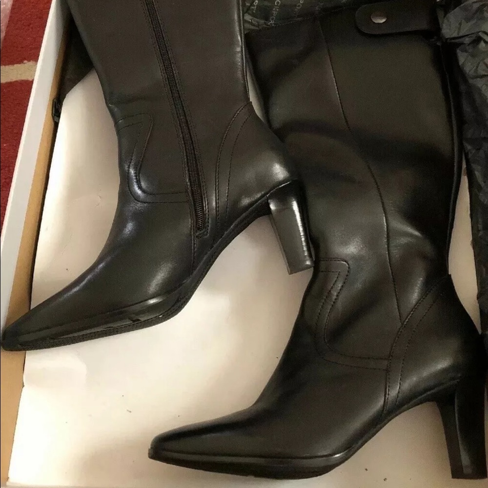 Rockport Lessel black boots - size 6